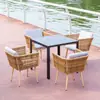 Mesas y sillas de exterior, mesas y sillas de ratán para exterior, diseño de área de ocio para jardín de villa en el patio, mesas y sillas para balcón interior