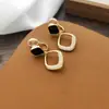 Pendientes de aro grandes, finos, brillantes y de moda, sin perforar, clip para oreja de espiral para mosquitos, que se mueven, viento frío, pendientes para adelgazar el rostro femenino