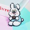 Broche Acrílico de Coelho de Desenho Animado Doce e Fofo Atacado Crachá de Cachorrinho Presente Infantil Pingente de Menina Pequeno Ornamento