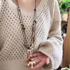 Collar Largo con Colgante de Caballo del Año Zodiacal con Cuentas para Mujer, Nicho de Gama Alta, Cadena para Suéter de Otoño e Invierno, Fácil de Combinar, Nuevo Estilo 2025