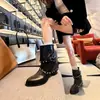 Versión de cuero suave~Botines cortos de punta con tachuelas estilo coreano para mujer, botas de tacón de bloque con hebilla de cinturón negra de verano, botas de caballero vintage, estilo western