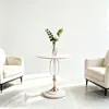 Elegante mesa de centro pequeña de hierro forjado estilo europeo para apartamento, mesa para sala de estar, mesita de noche para dormitorio, mesa redonda pequeña, mesa auxiliar para sofá
