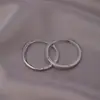 Pendientes de Aro Minimalistas en Varios Tamaños, Versátiles para el Uso Diario, Estilo Neutro, Pendientes de Aro de Lujo de Alta Gama, Artísticos de Nicho