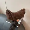Bolsa de Axila Estampa Leopardo Feminina Estilo Coreano 2024 Outono e Inverno Nova Retro Camurça Fosca Suede Bolsa Chifre Bolsa de Ombro Transversal