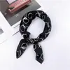 50 Estampa de Leopardo Primavera e Verão Novo Lenço Pequeno Lenço Quadrado Pequeno Feminino Coreano Profissional Variado Decorativo Estampado Lenço Lenço