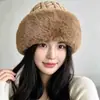 Gorro de punto trenzado de felpa para otoño e invierno para mujer, sombrero de pescador engrosado, hace que la cara parezca más pequeña, protección para los oídos, cálido sombrero peludo, estilo coreano para clima frío