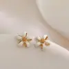 Brincos de Flor de Cinco Pétalas com Gotejamento de Óleo Novos 2025, Flores Doces, Brincos Elegantes, High-End, Brincos Elegantes e Modernos Atacado