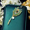 Broche de Pluma Retro Creativo, Corsage de Perlas de Pedrería de Alta Gama, Accesorio de Pin de Lujo a la Moda para Abrigo, Joyería para Mujer