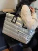 Bolsa de Viaje, Bolsa de Equipaje Ligera, Bolsa Plateada de Gran Capacidad, Bolsa de Algodón de Moda para Mujer, Bolsa Tote, Bolso Cruzado de Mano