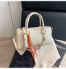Bolsa pequena de alta qualidade feminina 2025, nova bolsa transversal multifuncional, bolsa quadrada pequena portátil e moderna, bolsa transversal simples e elegante
