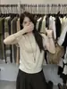 Solo Una VI+2026 Otoño Temprano Nuevo Diseño Cuello Alto Versátil Manga Corta Camiseta de Punto para Mujer (con collar) 99098