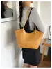 Venta al por mayor transfronteriza de bolsos de mujer de moda, nueva colección 2026, bolsos tote de alta calidad, bolsos de mano y bandoleras versátiles y sencillos