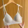 Sutiã Sexy Personalizado com Estampa de Letras Invisíveis e Costas Cruzadas, Sem Aro, Versátil para o Verão, com Decote em U Profundo nas Costas