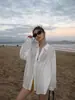 Mesmo Estilo da Qiao Mei! Camisa Listrada de Manga Longa para Mulheres, Camisa com Proteção Solar Levemente Transparente, Top Texturizado Relaxado