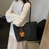 Bolso vintage de gran capacidad para mujer, bolso de mano de estilo coreano de moda 2025, bolso de hombro simple y versátil, bolso de mano bajo el brazo.