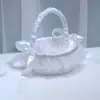 181 Cesta de Flores de Renda Branca Cesta de Flores para Crianças Cesta de Flores Pequena de Mão para Madrinha Cesta de Casamento Estilo Ocidental