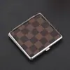 Estuche para Cigarrillos con Textura de Cuero al por Mayor para Hombres, Estuche Premium Ligero de Metal Cubierto de Cuero, Portacigarrillos, Accesorios para Fumar, Caja de Cigarrillos para 20 Cigarrillos, Tipo Grueso