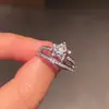 Anillo de Zirconia de Estrella de Cinco Puntas de Alta Gama Dongdaemun Coreano para Mujer, Exquisita Versátil Joyería de Personalidad Nicho Estilo Lujo Ligero