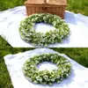 1 Pieza Corona Redonda de Rosas Blancas Artificiales Rústicas, Corona Floral de Rosas Blancas Falsas con Follaje, Corona Colgante Estilo Rústico de Granja para Decoración de Puerta, Pared, Hogar en Primavera, Verano, Boda, Día de San Valentín Dos Opciones de Tamaño