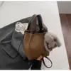 Bolsa Saco com Padrão Lichia para Mulheres 2026 Inverno Nova Casual Versátil Bolsa de Mão Bolsa de Ombro Fashionável para o Dia a Dia Bolsa Transversal