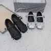 Zapatos Individuales de Nuevo Estilo para Niñas Mayores, Zapatos de Cuero Estilo Coreano Plateados Poco Profundos Primavera 2026 para Niñas, Zapatos de Baile de Rendimiento para Niños