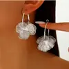 Brincos de Flor Dourada de Novo Estilo de Luxo Leve de Alta Qualidade Transfronteiriços, Argolas da Moda Estilo Exagerado de Nicho, Acessórios de Orelha Doces e Elegantes