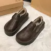 Zapatos peludos para mujer para usar al aire libre, nueva colección otoño e invierno 2026, botines slip-on estilo Birkenstock de suela gruesa, forrados de felpa para abrigar, botas de nieve, zapatos de algodón