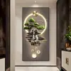 Pintura Decorativa de Entrada de Pinheiro Acolhedora Novo Estilo Chinês Pintura Pendurada na Entrada Voltada para a Porta Água Corrente Traz Riqueza Paisagem Mural de Corredor de Passagem
