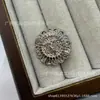 Botões Elegantes em Liga Metálica em Formato V Costurados à Mão para Casacos, Camisas e Roupas com Pequenos Botões Estilo Chanel