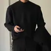 Tricô Pequeno de Gola Alta Levemente Luxuoso Estilo Coreano, Suéter Artístico Slim-Fit de Fio Cardado para Homens, Suéter Quente de Lã Base