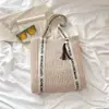 Bolso de Paja Tejida para Mujer, Gran Capacidad, Nuevo Bolso de Hombro Versátil Primavera/Verano, Bolso de Playa, Bolso Cubo para Viaje, Estilo Nicho