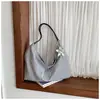 Bolso de hombro estilo coreano, moderno, de gran capacidad, con estampado de leopardo para mujer, un bolso cruzado nuevo y elegante adecuado para ir al trabajo y a la escuela.
