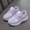 Zapatos para Niñas Dibujos Animados Malla Zapatos Deportivos Infantiles Nuevo Estilo Primavera y Verano 2026 Niñas Pequeñas Zapatos Casuales de Suela Suave Malla Transpirable