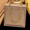 [Collar + Pulsera] Estilo Francés Ins de Lujo Accesible Cadena para Clavícula de Corazón Estilo Dulce Collar de Acero de Titanio con Borla de Corazón de Melocotón para Mujer