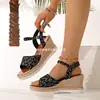 Zapatos de verano al por mayor para mujer con estampado de leopardo europeo y americano, transfronterizos, tallas grandes, en stock, sandalias nuevas, tacones de cuña para mujer, tallas grandes al por mayor