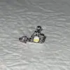 Dulce Fresco Picante Araña Amor Hélice Oreja Uña Serie de Pendientes Diseño Personalizado Sentido Todo Partido Pendientes para Mujer Sentido de Alta Gama Pendientes Delicados
