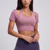 Roupas de Ginástica Juyitang Sem Sutiã Decote Halter Roupas de Yoga Tops de Manga Curta Shorts Esportivos Apertados Feminino