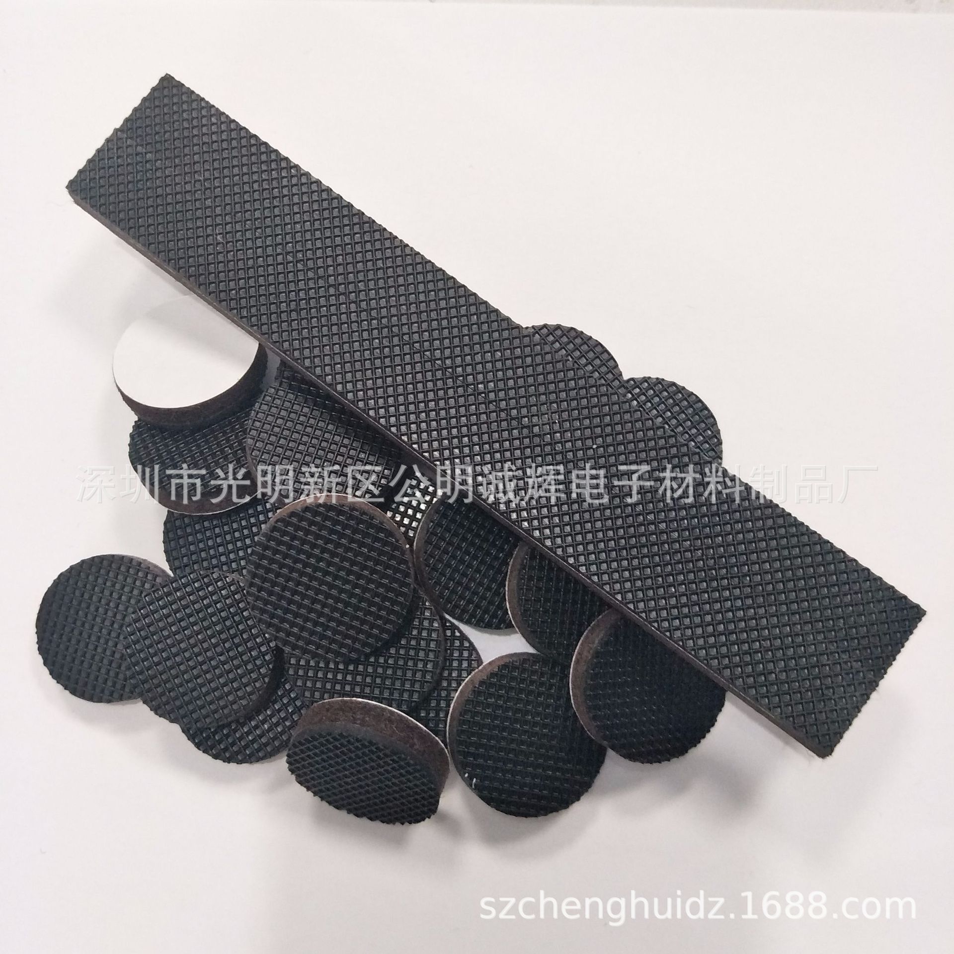 米黄色毛毡垫