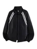 Cárdigan Rayado de Moda Estilo Universitario Cuello Alto Sudadera Ropa de Hombre 2026 Otoño/Invierno Nueva Americana Corte Holgado Chaqueta Deportiva