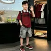 Conjunto de Verão Fino para Meninos 2026 Novo Estilo para Meninos Mais Velhos, Conjunto de Duas Peças de Verão Fresco e Estiloso de Manga Curta