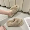 Zapatillas de Algodón para Dedos del Pie con Rocío de Viento Cruzadas de Felpa para el Hogar Suela Gruesa de Una Tira Zapatillas de Piel Ropa de Exterior para Mujer Otoño e Invierno Nuevo Hada