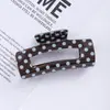Pinza para el pelo cuadrada retro de lunares con diseño calado estilo coreano en colores dopamina, pinza de tiburón grande, accesorio para el pelo simple y versátil para la parte trasera de la cabeza