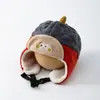 Gorro de orejeras de dibujos animados para niños de otoño e invierno con forma de nuez, gorro Lei Feng de dinosaurio para bebé, gorro a bloques de color a prueba de viento y cálido para niños y niñas