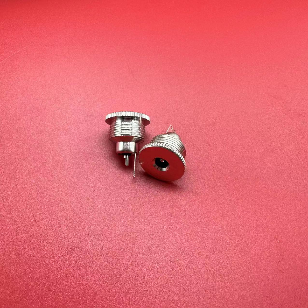 d594edd530da2595a185da630f8316