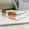 Novos Óculos de Sol Moda Transfronteiriça Retrô Casuais Versáteis Tendência INS Estilo de Rua Personalidade Armação Completa Armação Quadrada Pequena Óculos de Sol