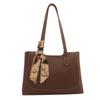 Bolso de mano para mujer, de gran capacidad, estilo occidental, moderno y personalizado, con bufanda de seda, sencillo y moderno, para llevar al hombro en primavera 2024.