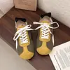 Novos Tênis Casuais da Moda de Cano Baixo Bloqueio de Cores Cadarço 2026 Sapatos que Aumentam a Altura Tênis de Treino Feminino Forrest Gump Outono Retro Board