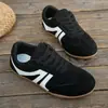 Zapatillas Retro del Ejército Alemán para Mujer, disponibles en blanco roto y negro, con acabado de gamuza, diseño de cordones y suela plana, adecuadas para uso casual, y disponibles en tallas más grandes para mercados internacionales
