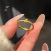 Anillo de Calabaza Vintage de Lujo con Hilo de Diamante Cepillado Chapado en Oro para Mujeres con Sentido del Lujo y la Fortuna