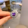 Nuevo conjunto de joyería de pendientes colgantes de anillo de lujo estilo europeo y americano vintage imitación Diamante Púrpura Cuadrado para mujer
